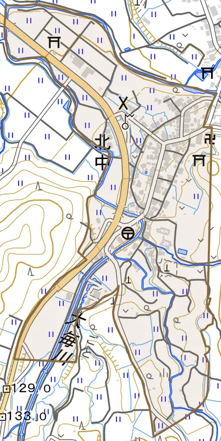 北中とその周辺の地図。町の範囲を重ねている
