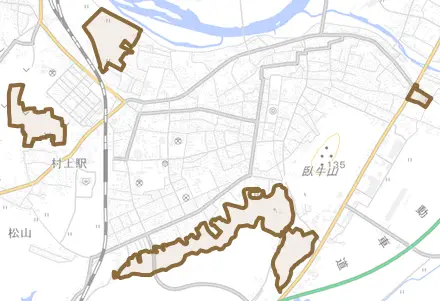 村上とその周辺の地図。町の範囲を重ねている