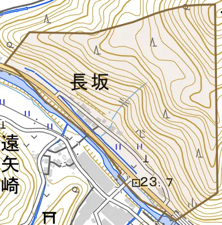 長坂とその周辺の地図。町の範囲を重ねている