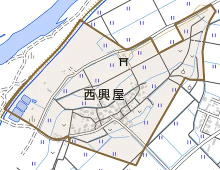 西興屋とその周辺の地図。町の範囲を重ねている