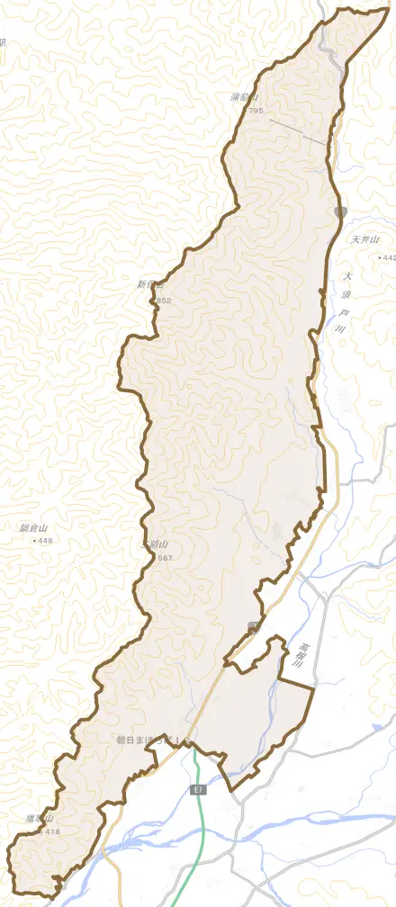 猿沢とその周辺の地図。町の範囲を重ねている