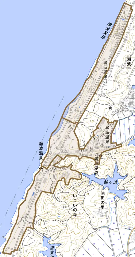瀬波温泉とその周辺の地図。町の範囲を重ねている
