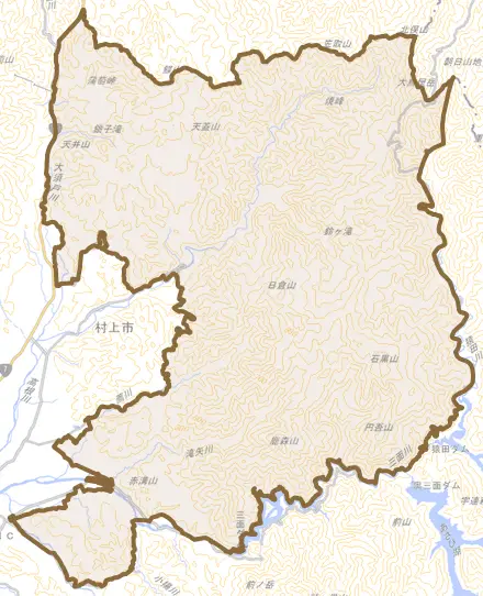 高根とその周辺の地図。町の範囲を重ねている