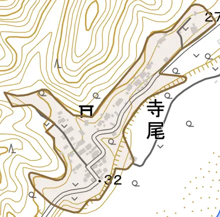寺尾とその周辺の地図。町の範囲を重ねている