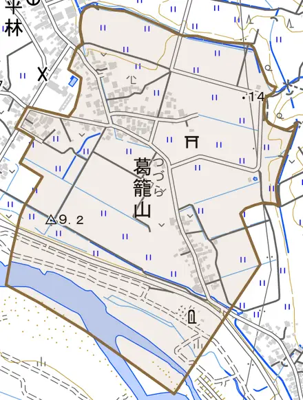 葛籠山とその周辺の地図。町の範囲を重ねている