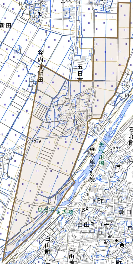 大字五日市とその周辺の地図。町の範囲を重ねている