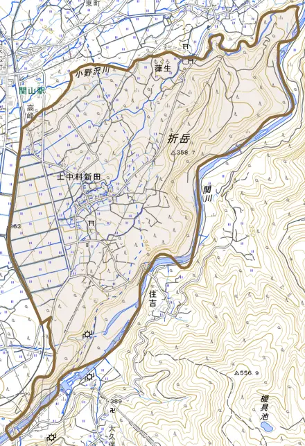 大字上中村新田とその周辺の地図。町の範囲を重ねている