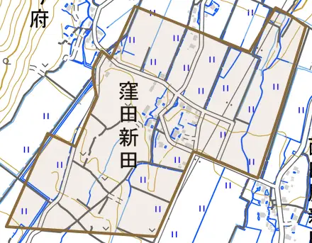 大字窪田新田とその周辺の地図。町の範囲を重ねている