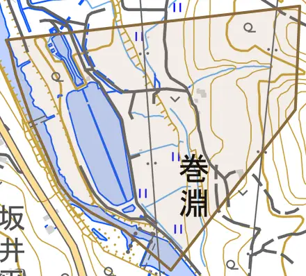 大字巻淵とその周辺の地図。町の範囲を重ねている