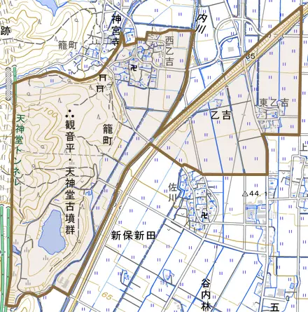 大字乙吉とその周辺の地図。町の範囲を重ねている