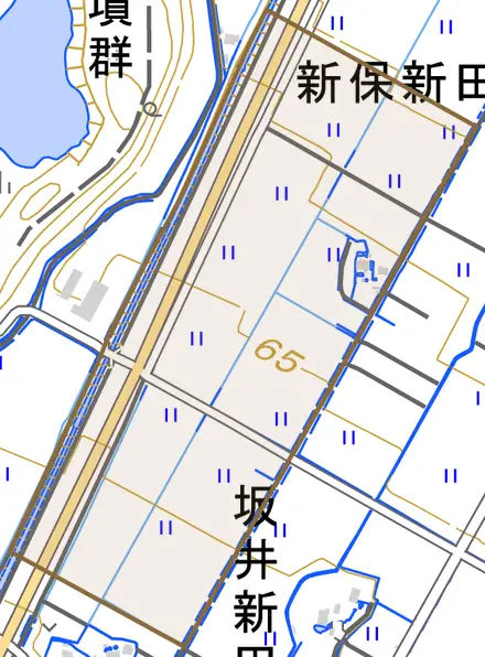 大字新保新田とその周辺の地図。町の範囲を重ねている