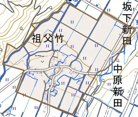 大字祖父竹とその周辺の地図。町の範囲を重ねている