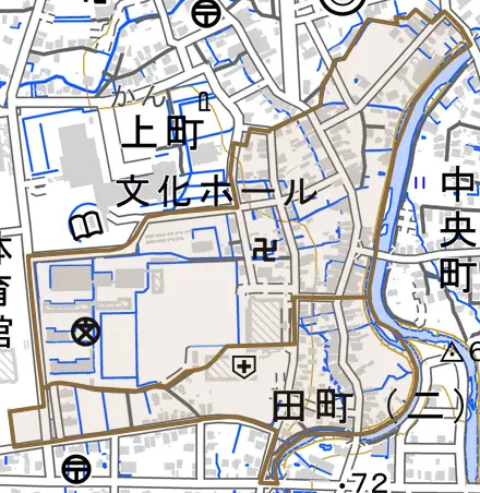 田町とその周辺の地図。町の範囲を重ねている