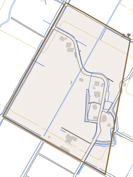 大字谷内林新田とその周辺の地図。町の範囲を重ねている