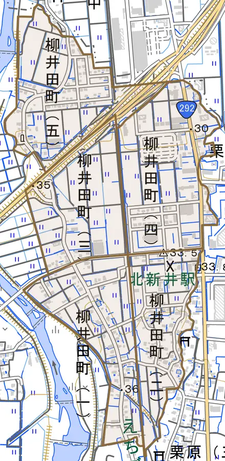 柳井田町とその周辺の地図。町の範囲を重ねている