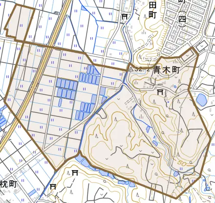 青木町とその周辺の地図。町の範囲を重ねている