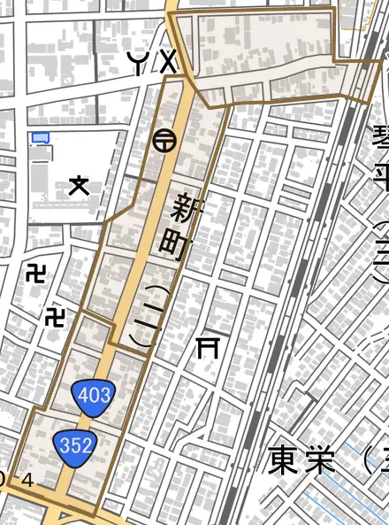 新町とその周辺の地図。町の範囲を重ねている