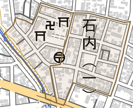 石内とその周辺の地図。町の範囲を重ねている