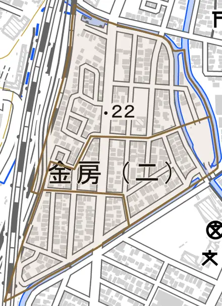 金房とその周辺の地図。町の範囲を重ねている