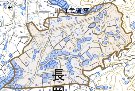 川口武道窪とその周辺の地図。町の範囲を重ねている
