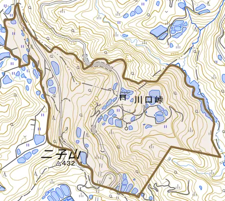 川口峠とその周辺の地図。町の範囲を重ねている