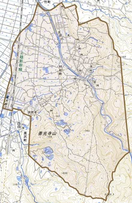 村松町とその周辺の地図。町の範囲を重ねている