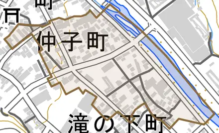 仲子町とその周辺の地図。町の範囲を重ねている