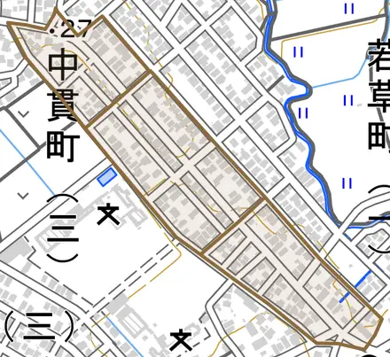 中貫町とその周辺の地図。町の範囲を重ねている