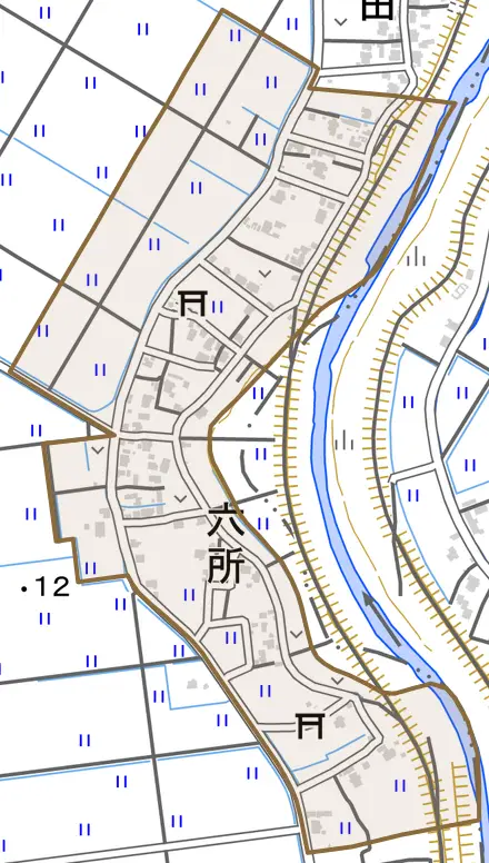 六所とその周辺の地図。町の範囲を重ねている