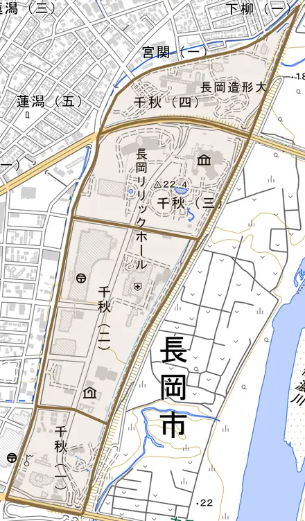 千秋とその周辺の地図。町の範囲を重ねている