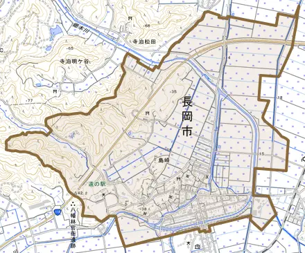 島崎とその周辺の地図。町の範囲を重ねている