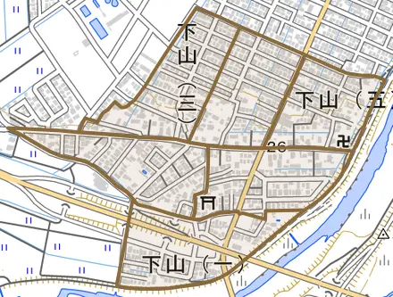 下山とその周辺の地図。町の範囲を重ねている