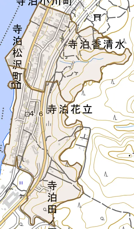 寺泊松沢町とその周辺の地図。町の範囲を重ねている
