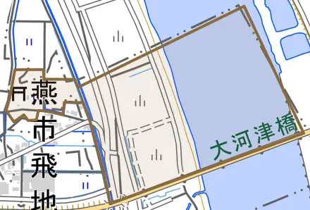 寺泊下中条とその周辺の地図。町の範囲を重ねている