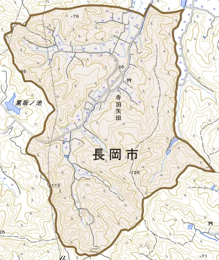 寺泊矢田とその周辺の地図。町の範囲を重ねている