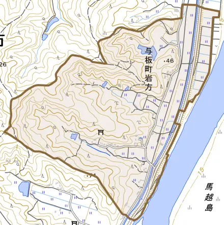 与板町岩方とその周辺の地図。町の範囲を重ねている