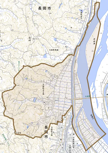与板町本与板とその周辺の地図。町の範囲を重ねている