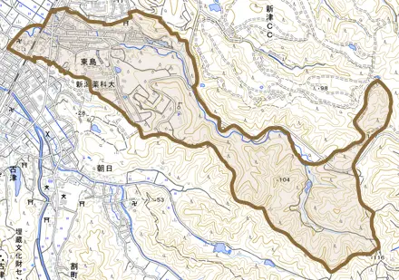東島とその周辺の地図。町の範囲を重ねている