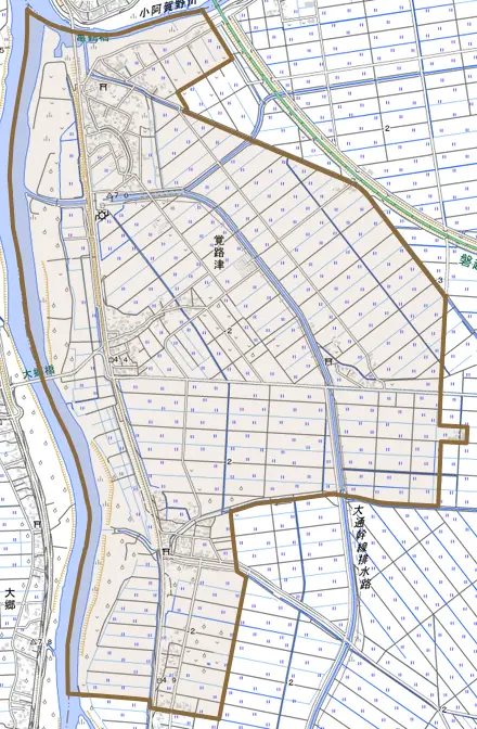 覚路津とその周辺の地図。町の範囲を重ねている