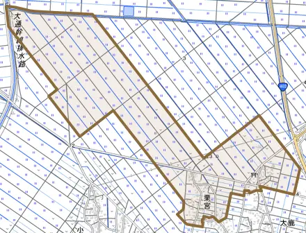 栗宮とその周辺の地図。町の範囲を重ねている