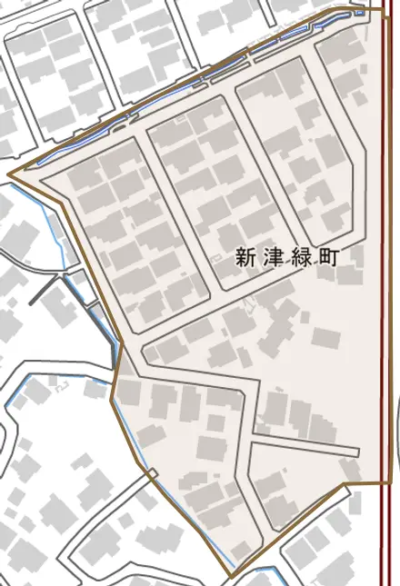 新津緑町とその周辺の地図。町の範囲を重ねている