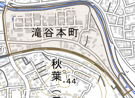滝谷本町とその周辺の地図。町の範囲を重ねている