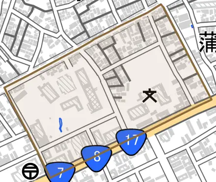 東万代町とその周辺の地図。町の範囲を重ねている
