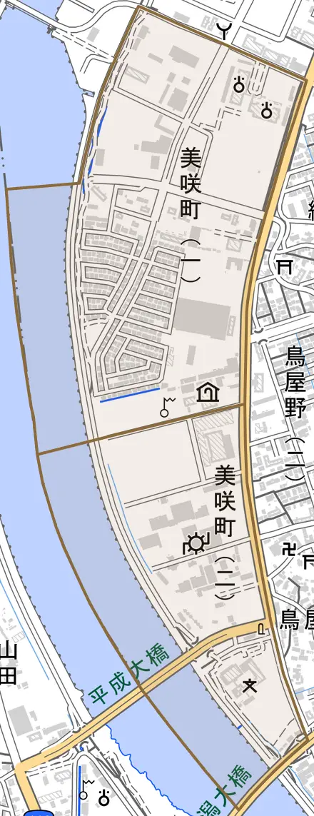 美咲町とその周辺の地図。町の範囲を重ねている