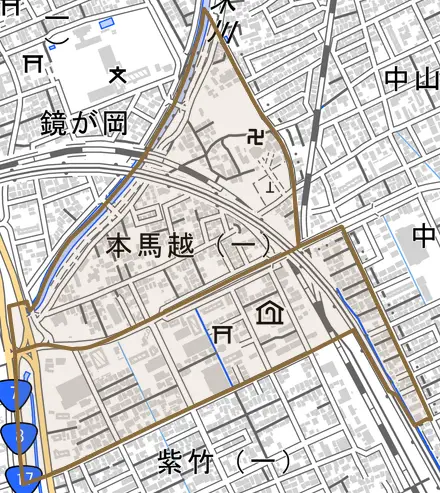 本馬越とその周辺の地図。町の範囲を重ねている