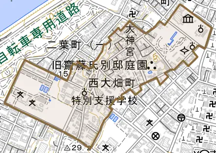 西大畑町とその周辺の地図。町の範囲を重ねている