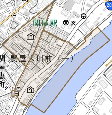 関屋大川前とその周辺の地図。町の範囲を重ねている
