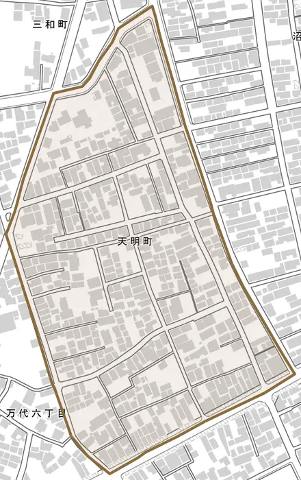 天明町とその周辺の地図。町の範囲を重ねている