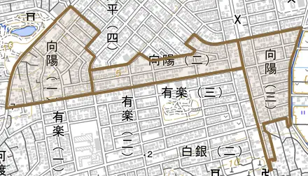 向陽とその周辺の地図。町の範囲を重ねている