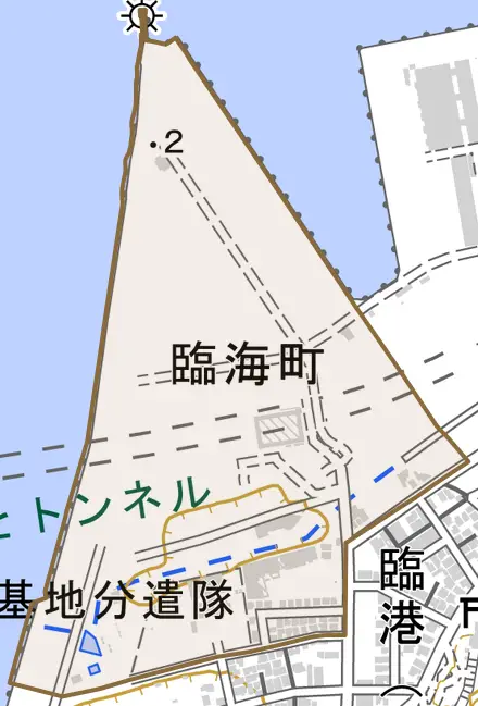 臨海町とその周辺の地図。町の範囲を重ねている